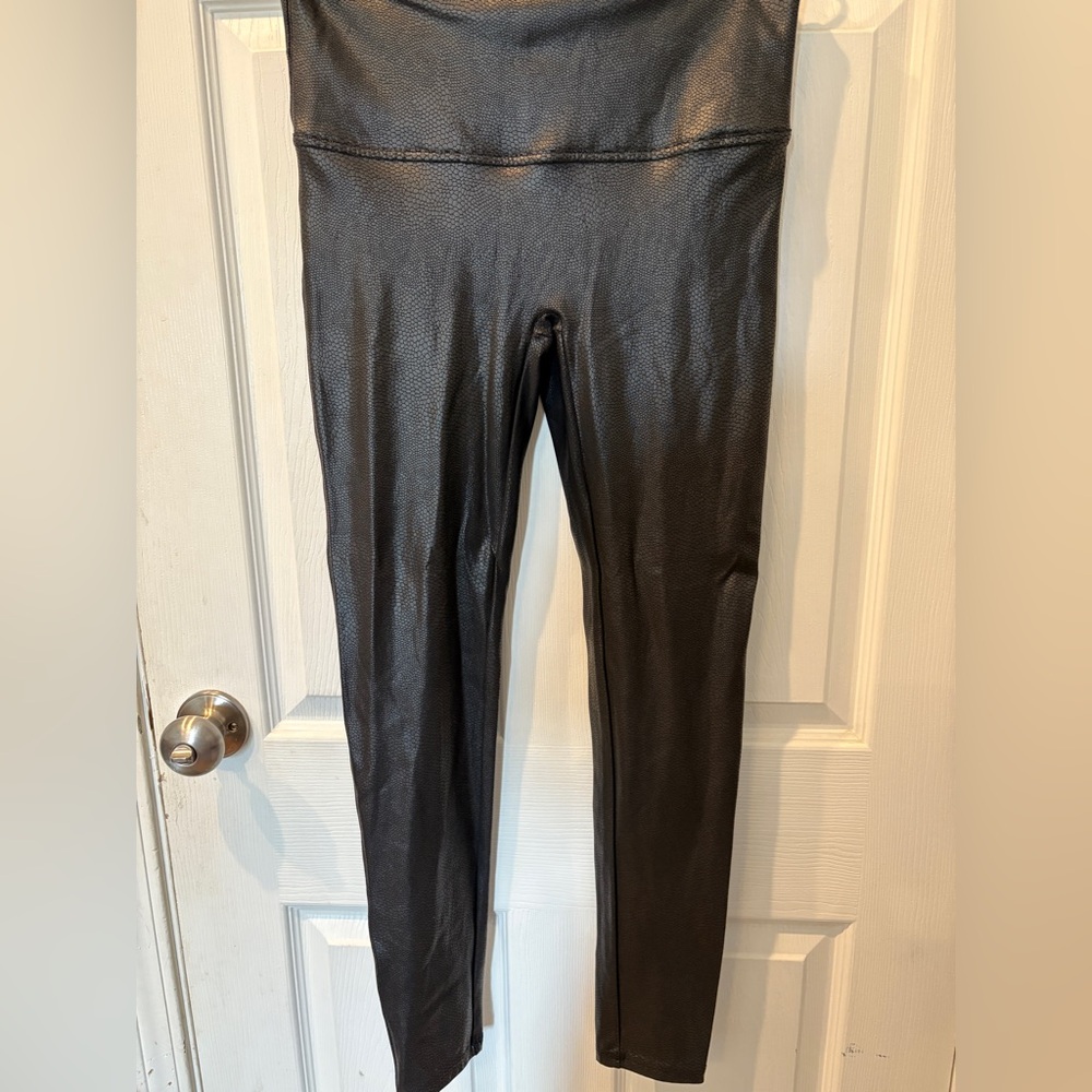 Spanx Black Textured Leggings